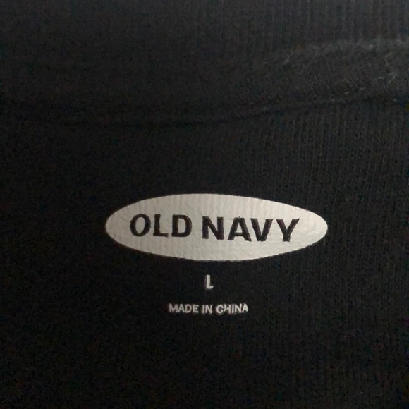 Old navy crew neck - Picture 2 of 3
